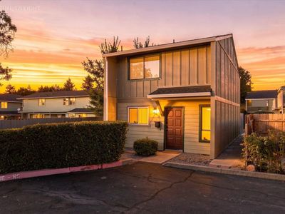 Property at 1111 Stevens St APT 5, Medford, OR