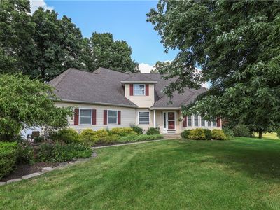 18 Turnberry Rd