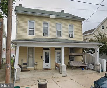 111 W Franklin St