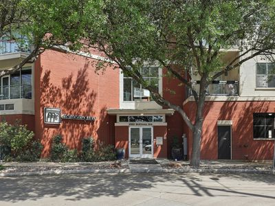 2950 McKinney Ave APT 211