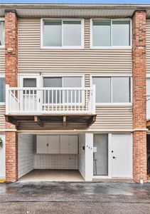 405 Highland Pines Ct