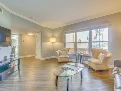 341 N Birch Rd APT 315