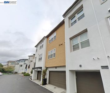 39482 Capstone Cmn