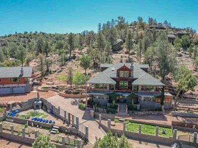 429 W Mary Patricia Dr