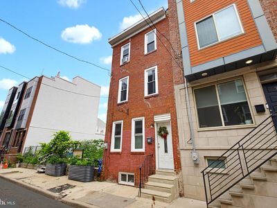 715 Emily St