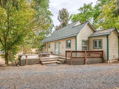 3311 Rogue River Hwy