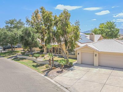 10857 S Via Salida