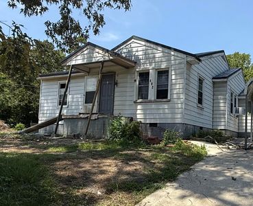 492 Warren St