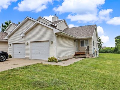 Property at 1121 10th Ave NW, Altoona, IA