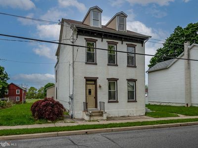 209 W Franklin St