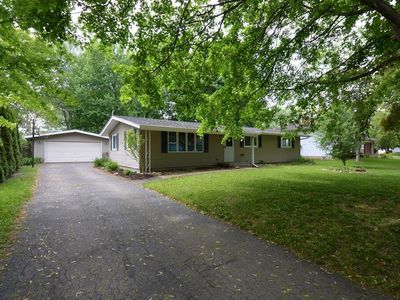 450 South Buckingham BOULEVARD