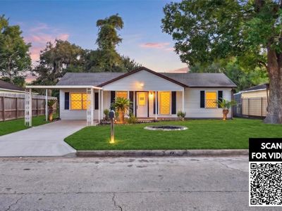 7315 Marilyn Ln