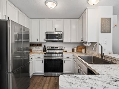Property at 4905 Bluff Heights Trl SE, Prior Lake, MN