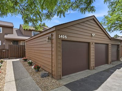 1405 63rd Ln N