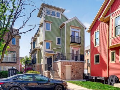530 Allard Pl