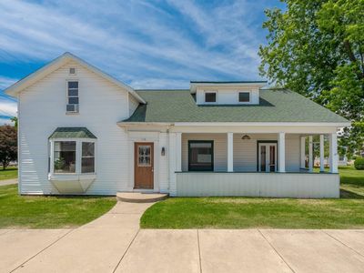 116 S Walnut St