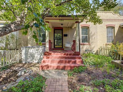 594 S Pennsylvania Street