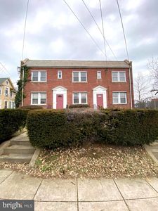 722 Hamlin St NE #724