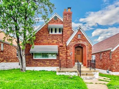 8636 Riverview Blvd