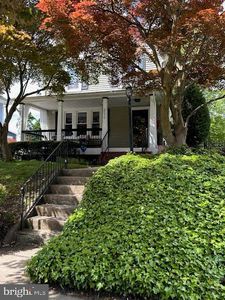 Property at 211 Edgewood Ave, Delanco, NJ