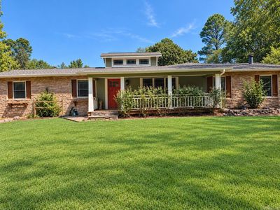 205 Lakeside Rd