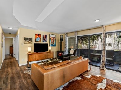 3020 Village Dr #121