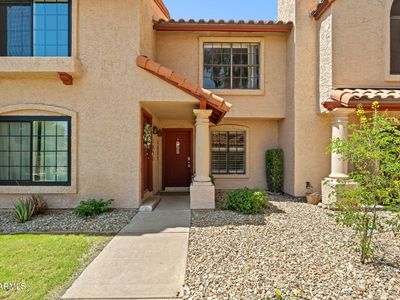 4901 E KELTON Lane #1003