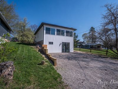 11069 Crooked Lake Dr NE