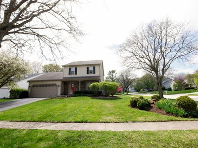 Property at 608 Thackeray Ln, Fox River Grove, IL
