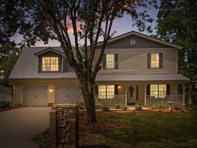 9304 Oak St