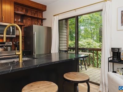 792 Laurelwood