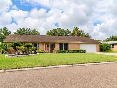 918 Fairway Dr