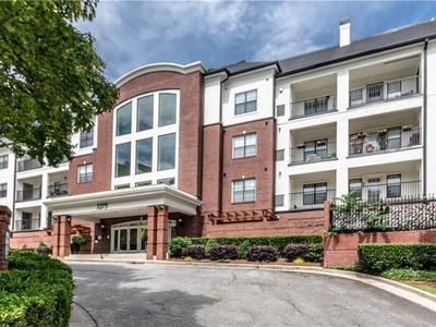 3275 Lenox Rd NE APT 413