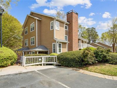 5638 River Heights Xing SE