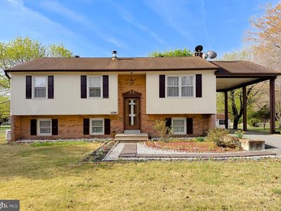 15305 Canter Dr