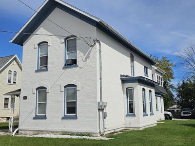 1117 S 8th STREET