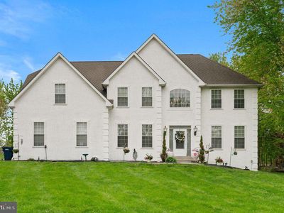 32 Meadow Ln