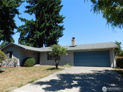522 Penguin Court SE