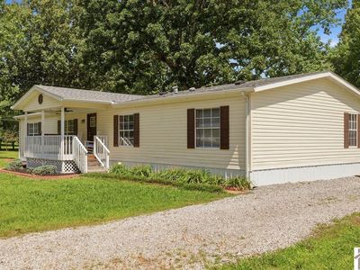 18 Kenwood Dr