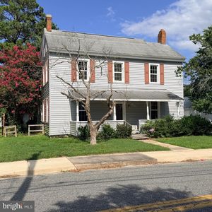 313 Bridge St