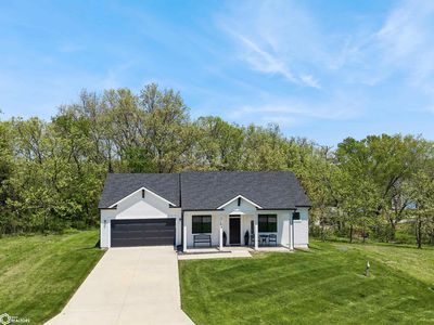 3154 Hillcrest Dr