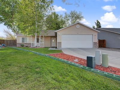 472 Tanager Ct