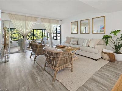 975 Palm View DR #A302