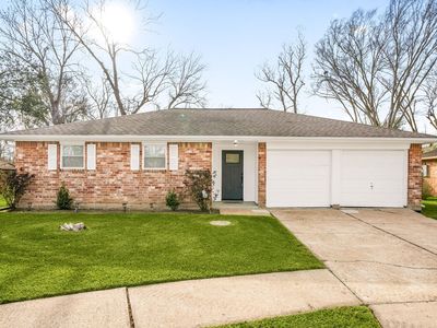 5147 Castlecreek Ln