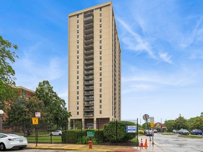 2901 S Michigan Ave APT 1404