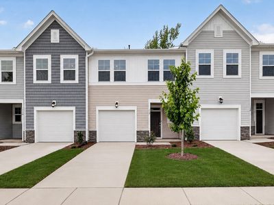132 Tree Moss Ct
