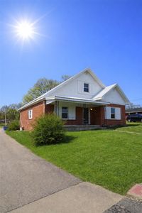 Property at 615 S Lewis St, Glasgow, KY