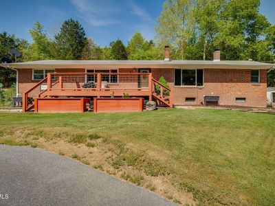 4320 Reservoir Rd