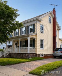 22 E High St