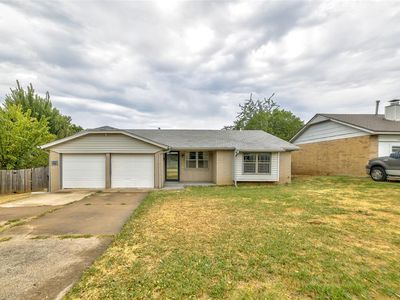 628 Baer Dr